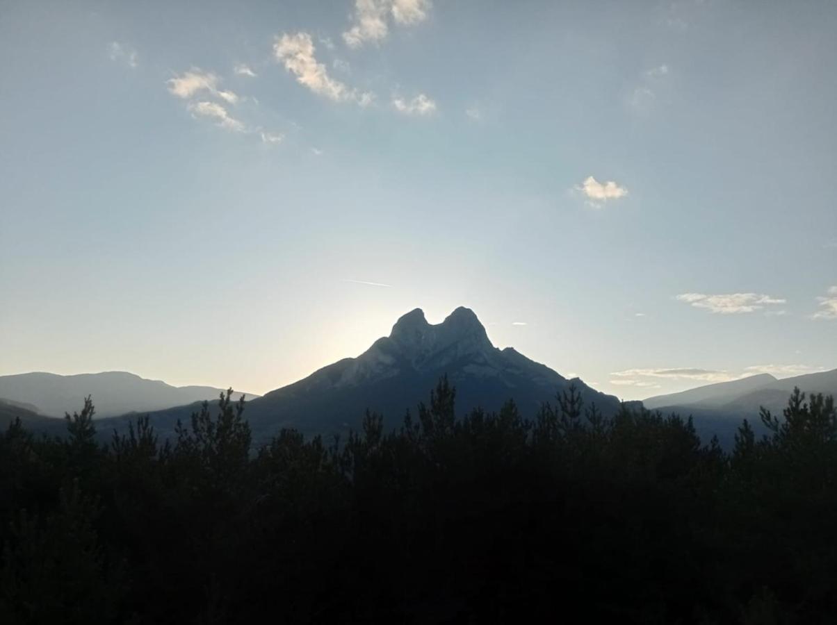 Saldes Pedraforca Apartamento Exterior foto
